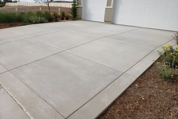 Benefits of Choosing a Concrete Driveway in Frisco